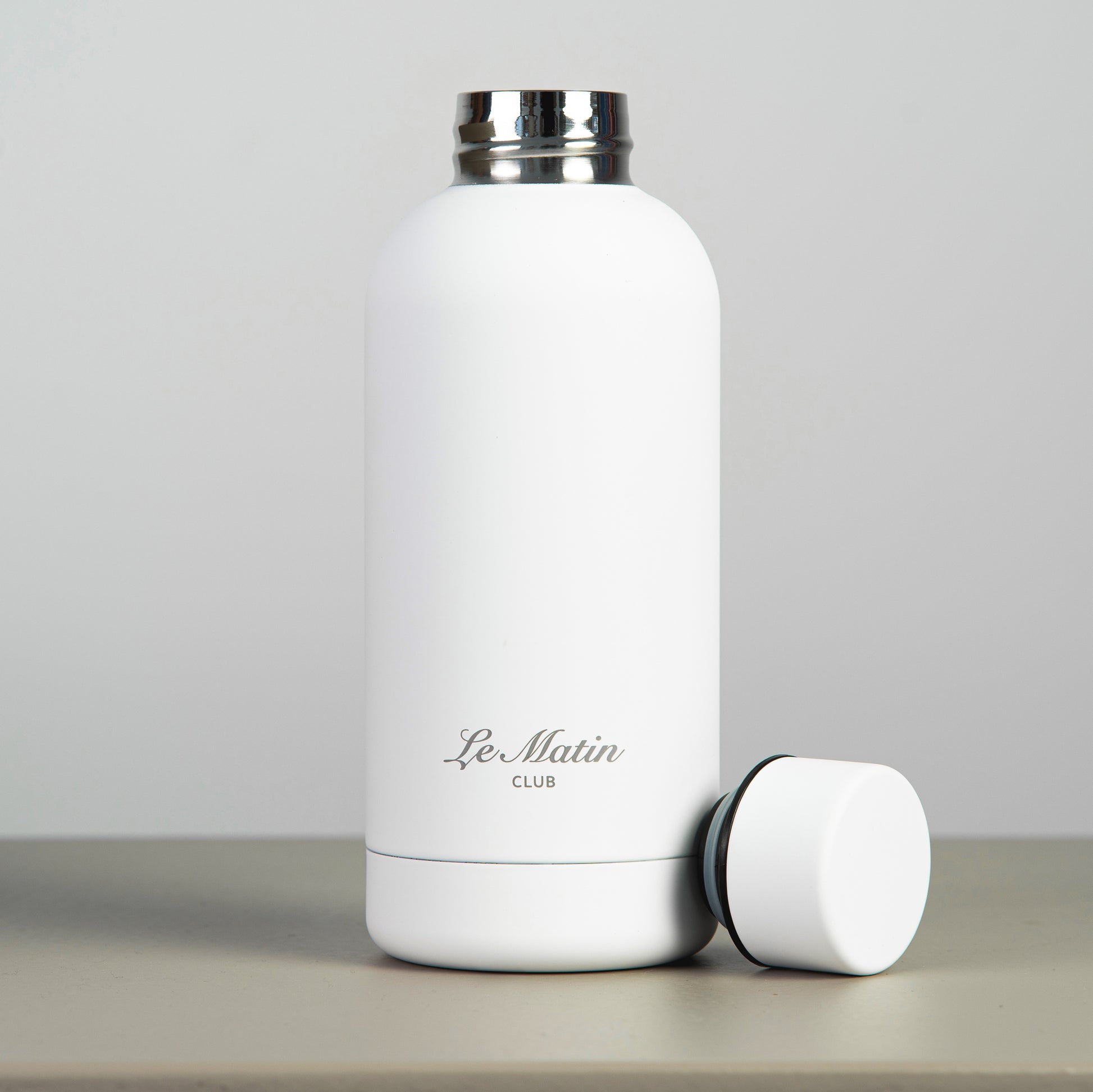 White Le Matin Thermo bottle no cap